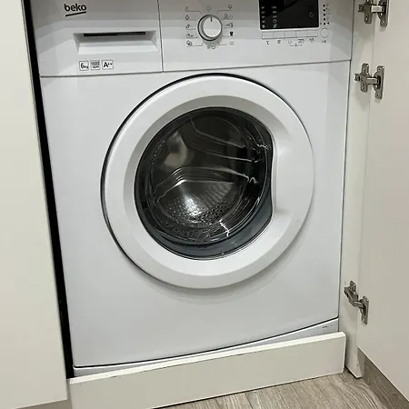 Ultra-central Cozy Studio, Quiet Pedestrian Lane Apartament *